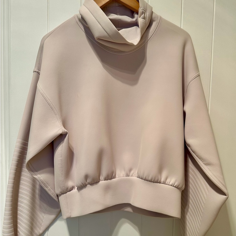 Lululemon Full Flourish Pullover